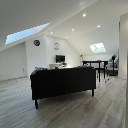 Beau Confortable Centre De 5 Апартаменты Шалон-ан-Шампань